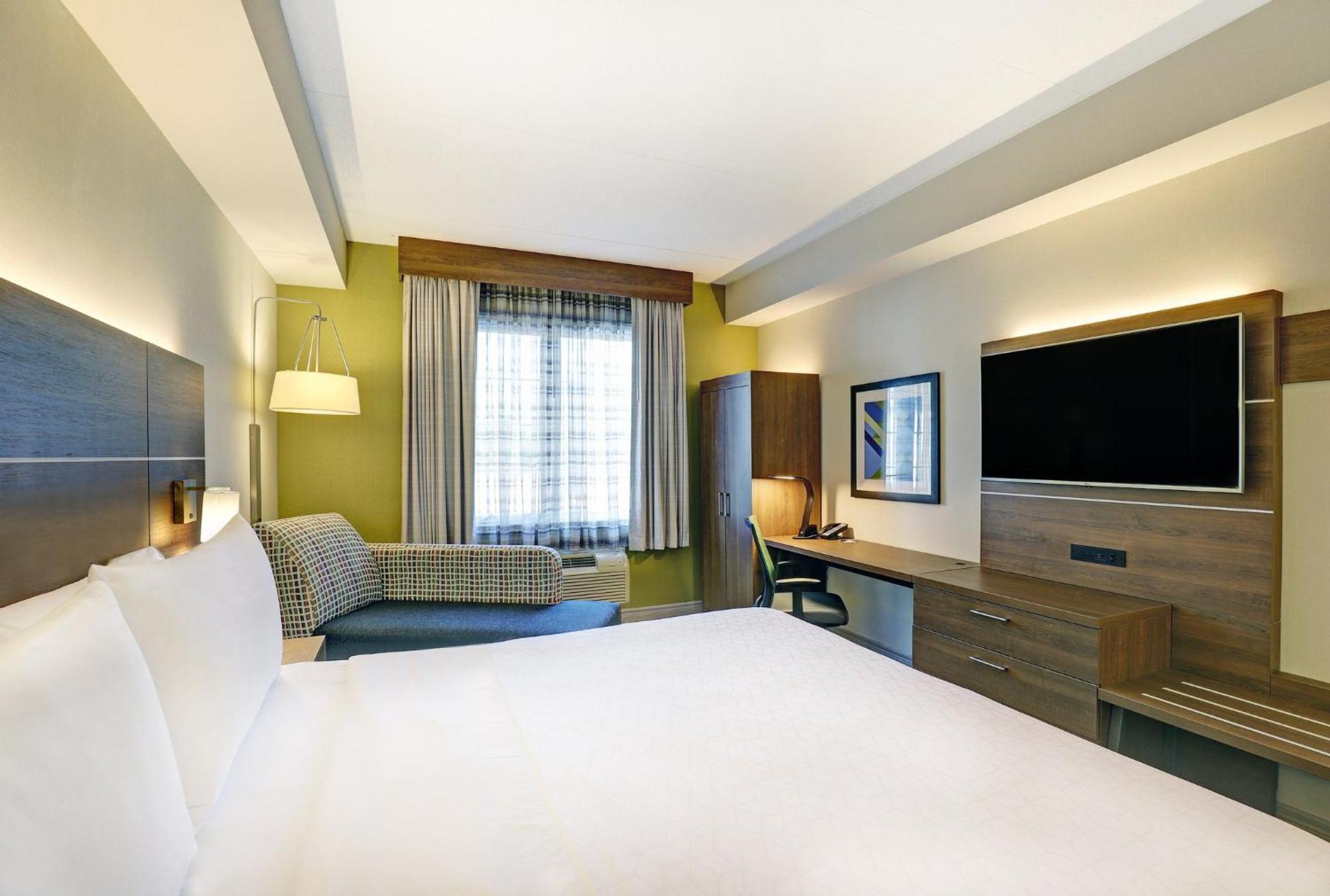 Holiday Inn Express Whitby Oshawa By Ihg Zewnętrze zdjęcie