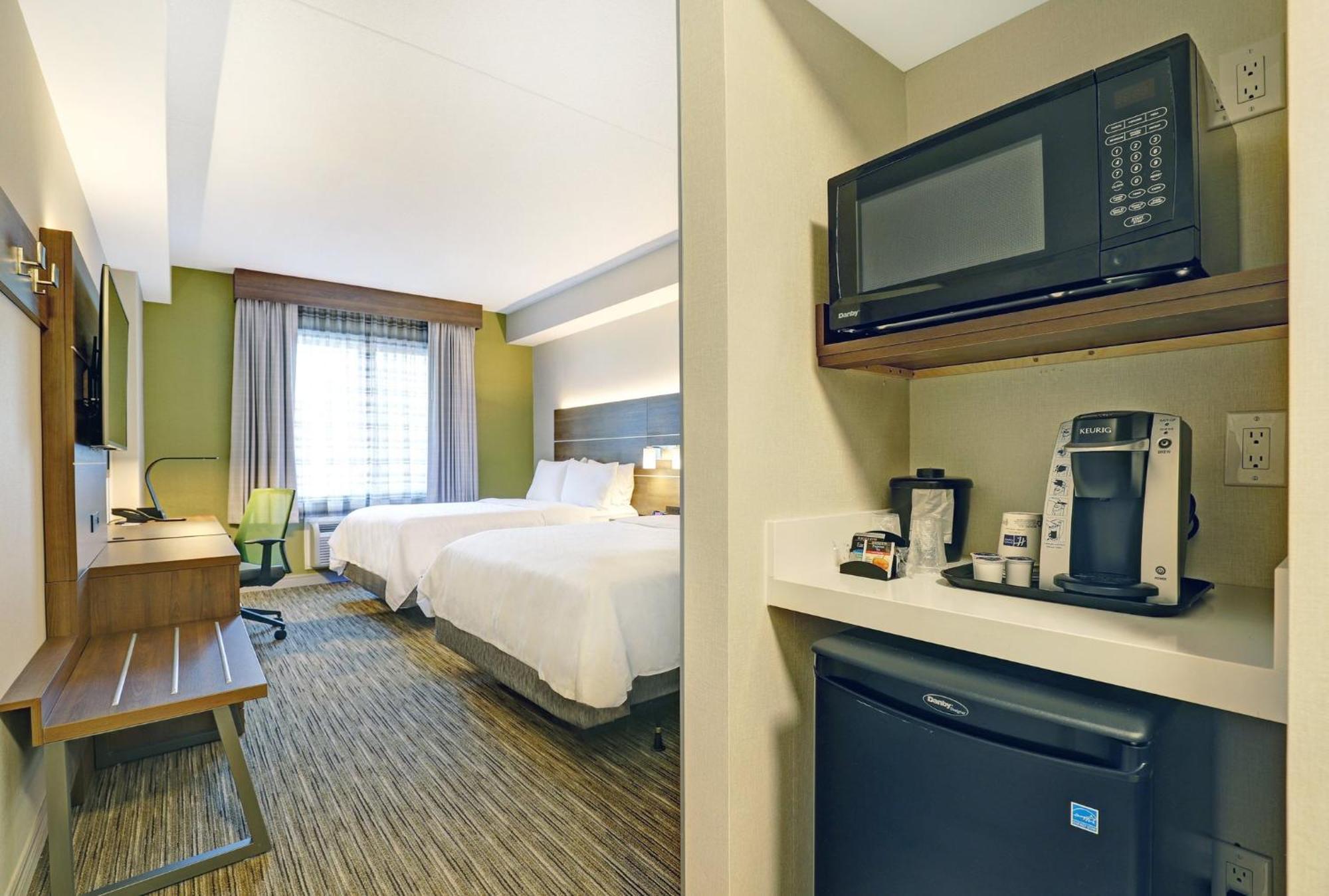 Holiday Inn Express Whitby Oshawa By Ihg Zewnętrze zdjęcie
