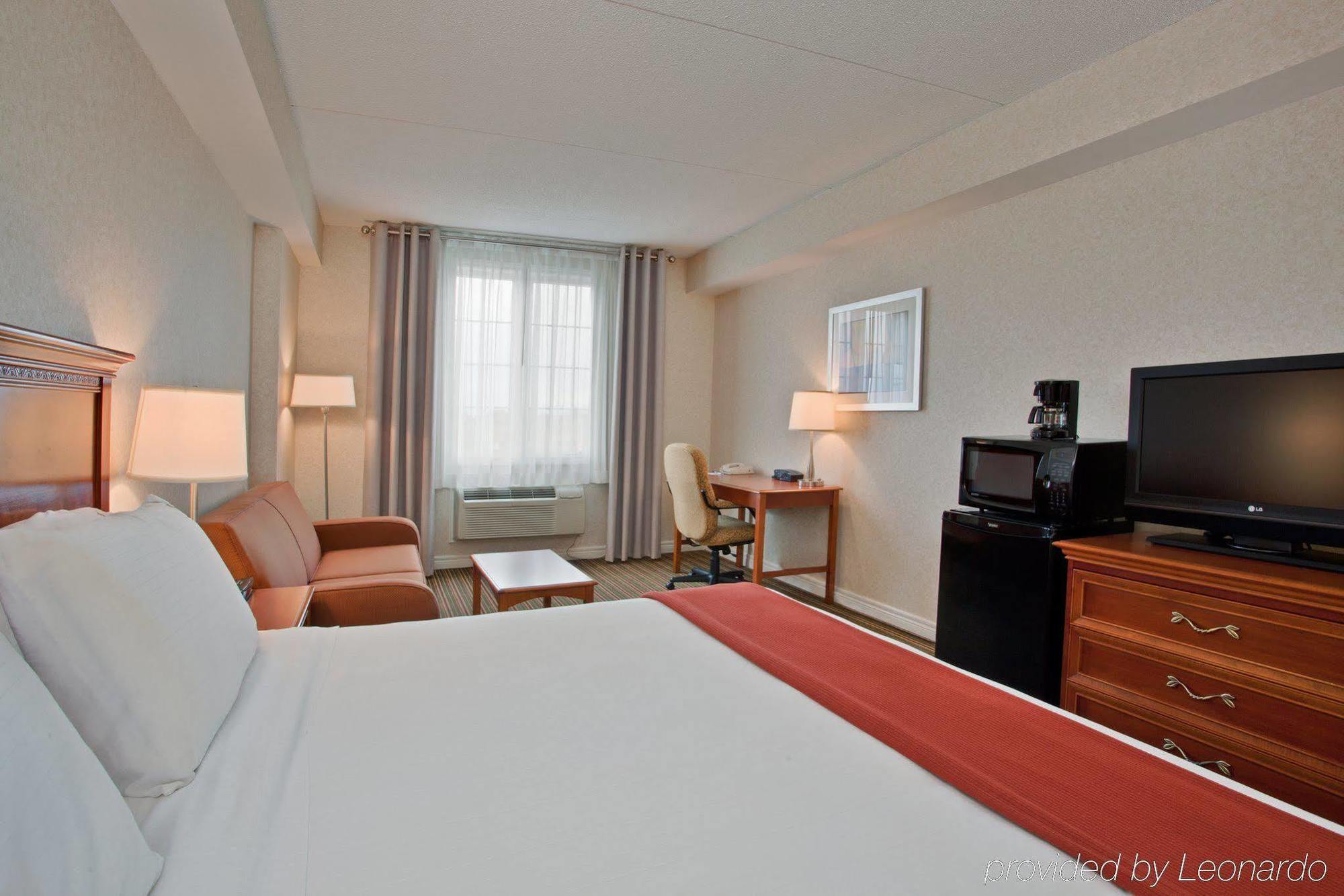 Holiday Inn Express Whitby Oshawa By Ihg Pokój zdjęcie