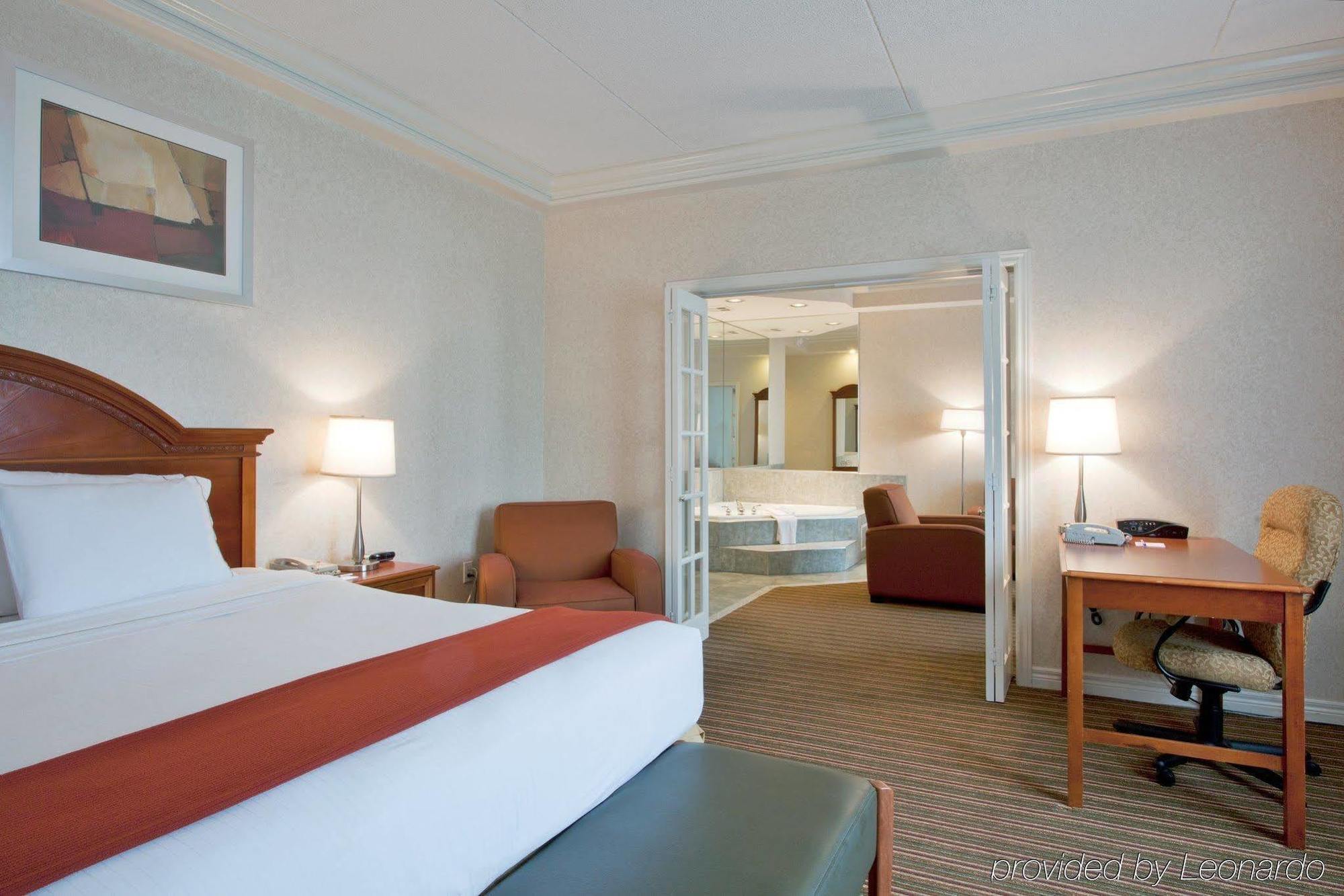 Holiday Inn Express Whitby Oshawa By Ihg Pokój zdjęcie
